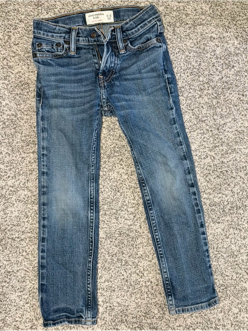 abercrombie kids medium blue skinny jeans